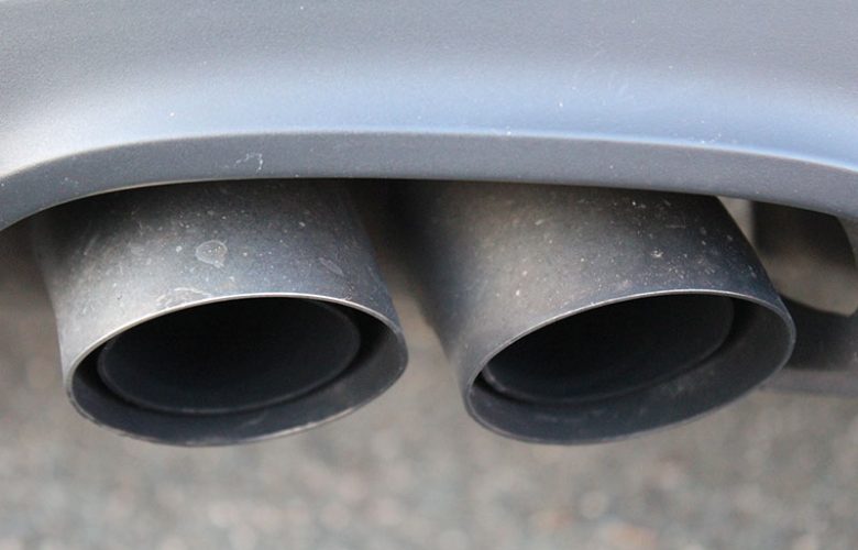 UK plans to ban sale of new diesel & petrol cars by 2040