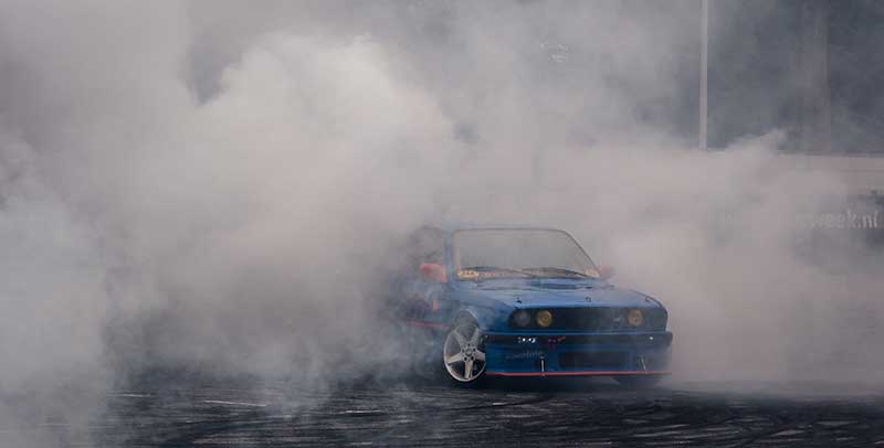 car tyre smoke
